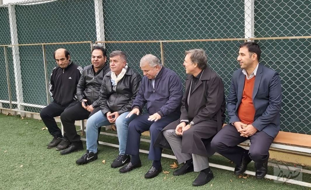 احتمال واگذاری بخشی از سهام استقلال و پرسپولیس به دو پیشکسوت سرخابی احتمال واگذاری بخشی از سهام استقلال و پرسپولیس به دو پیشکسوت سرخابی