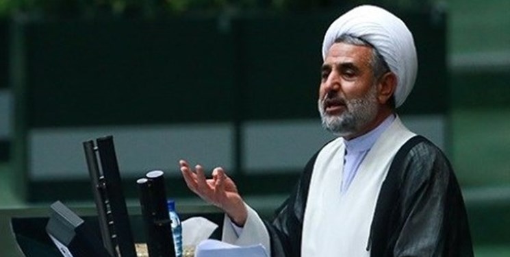 هر یک دقیقه از وقت مجلس بیش از ۱۰۰ میلیون تومان هزینه برای مردم دارد/ مسئول در پیش خدا هر یک دقیقه از وقت مجلس بیش از ۱۰۰ میلیون تومان هزینه برای مردم دارد/ مسئول در پیش خدا