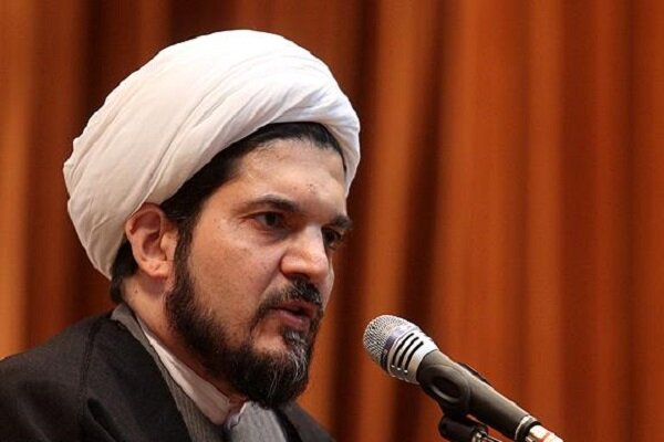 افتتاح کنگره علوم انسانی اسلامی و درگذشت یک اسلامشناس آلمانی