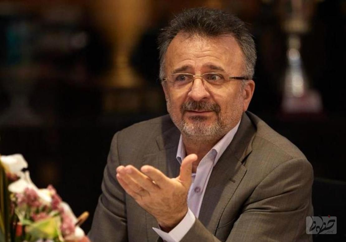 شایعه حضور رئیس فدراسیون والیبال در پرسپولیس