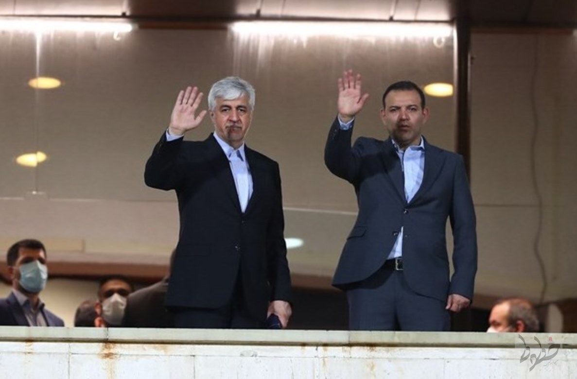 فدراسیون فوتبال پاسخی درباره حذف استقلال و پرسپولیس نداده است فدراسیون فوتبال پاسخی درباره حذف استقلال و پرسپولیس نداده است