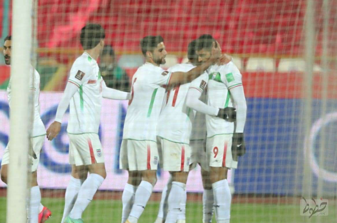 شاگردان اسکوچیچ ۱۰ نفره از سد امارات گذشتند شاگردان اسکوچیچ ۱۰ نفره از سد امارات گذشتند