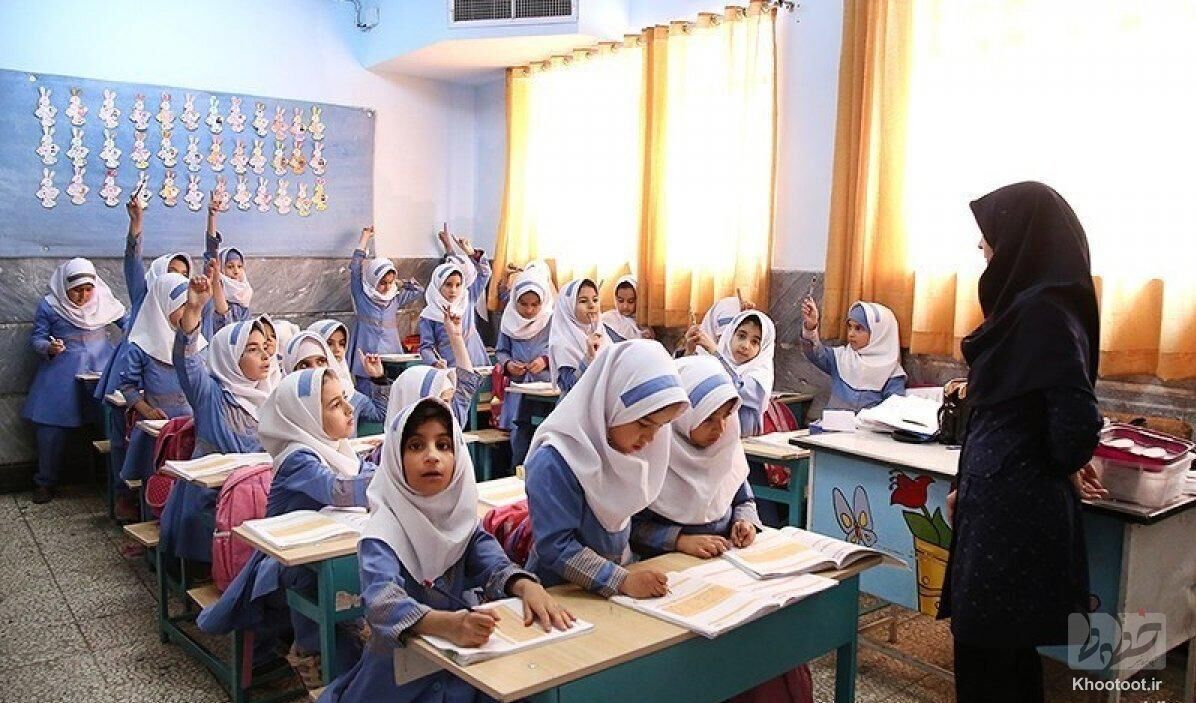 آموزش دانشآموزان ترکیبی میشود آموزش دانشآموزان ترکیبی میشود