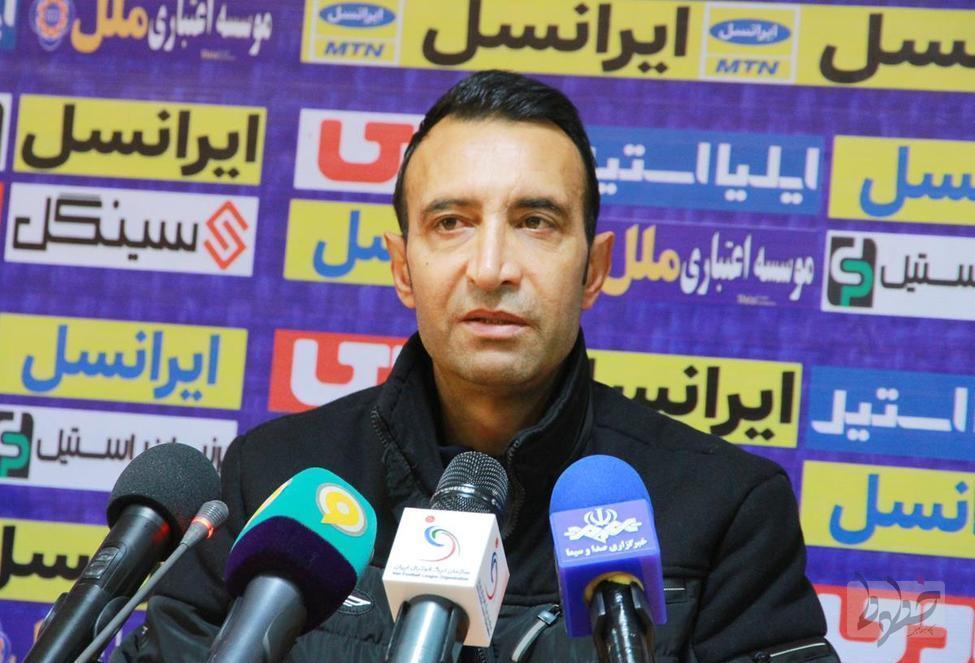 امتیازات مفتی را در نیمفصل اول از دست دادیم/ علی کریمی میتواند به هوادار بیاید امتیازات مفتی را در نیمفصل اول از دست دادیم/ علی کریمی میتواند به هوادار بیاید