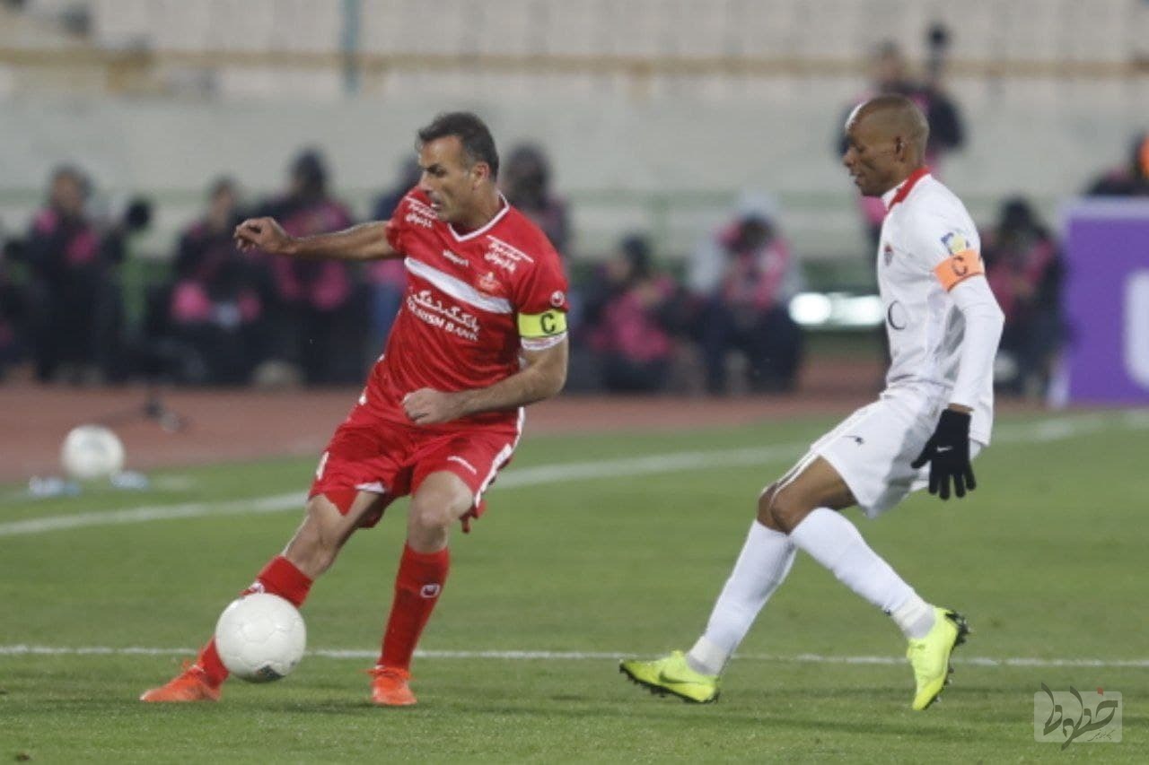 پرسپولیس با حداقل نتیجه حداکثر امتیاز را از فولاد گرفت پرسپولیس با حداقل نتیجه حداکثر امتیاز را از فولاد گرفت