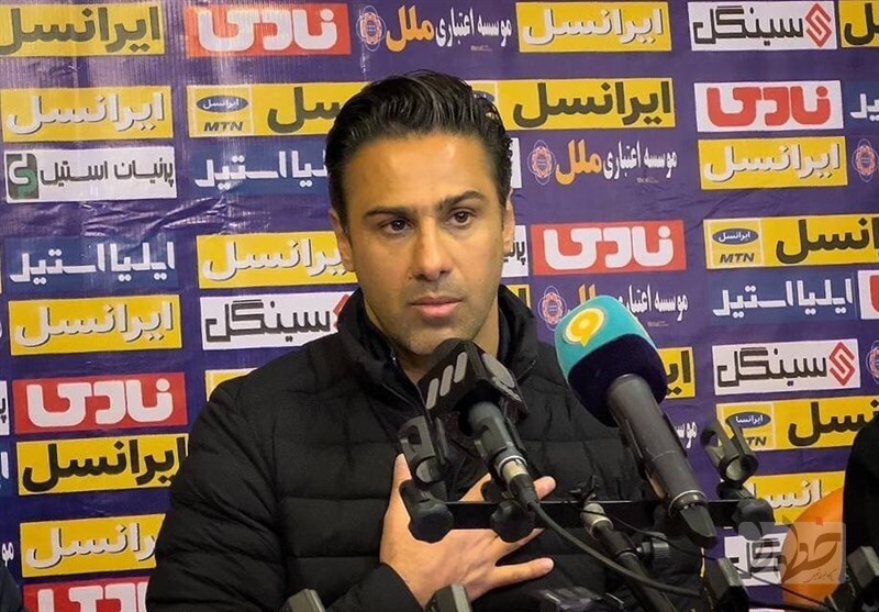صحبت درباره ضعف گلزنی استقلال بیانصافی است/ لازم نیست در مورد بازیکنانی که به میدان میروند توضیحی دهم صحبت درباره ضعف گلزنی استقلال بیانصافی است/ لازم نیست در مورد بازیکنانی که به میدان میروند توضیحی دهم