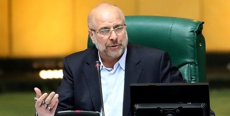 قالیباف: امیدوارم پاسداران همیشه در مسیر عاشورایی و مسیر سیدالشهدا حرکت کنند قالیباف: امیدوارم پاسداران همیشه در مسیر عاشورایی و مسیر سیدالشهدا حرکت کنند