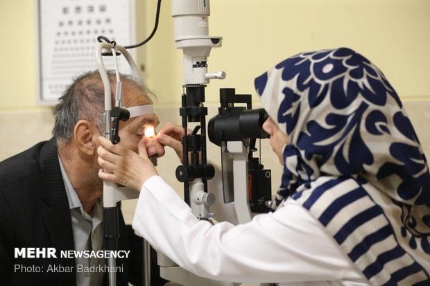 شیوع بیماری چشمی آب مروارید پس از ۴۰ سالگی