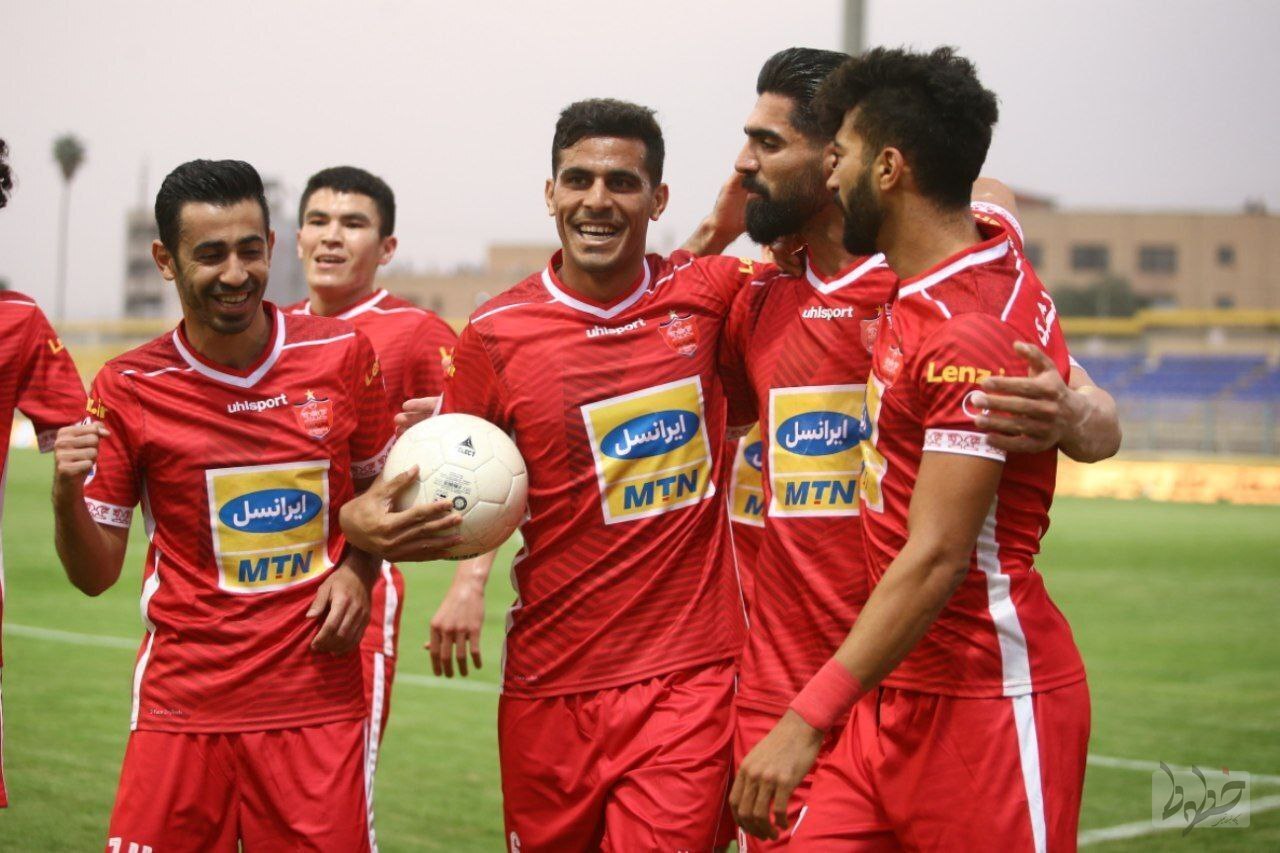 سیاه و سفید پرسپولیس در آستانه دربی با استقلال سیاه و سفید پرسپولیس در آستانه دربی با استقلال