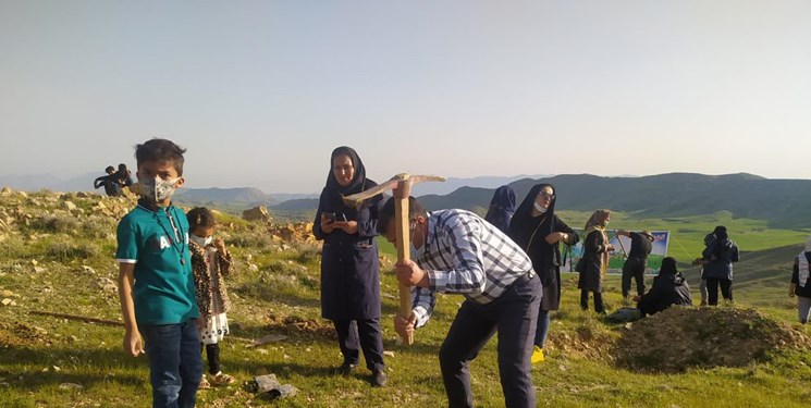 درختکاری به یاد اهدا کنندگان اعضا درختکاری به یاد اهدا کنندگان اعضا
