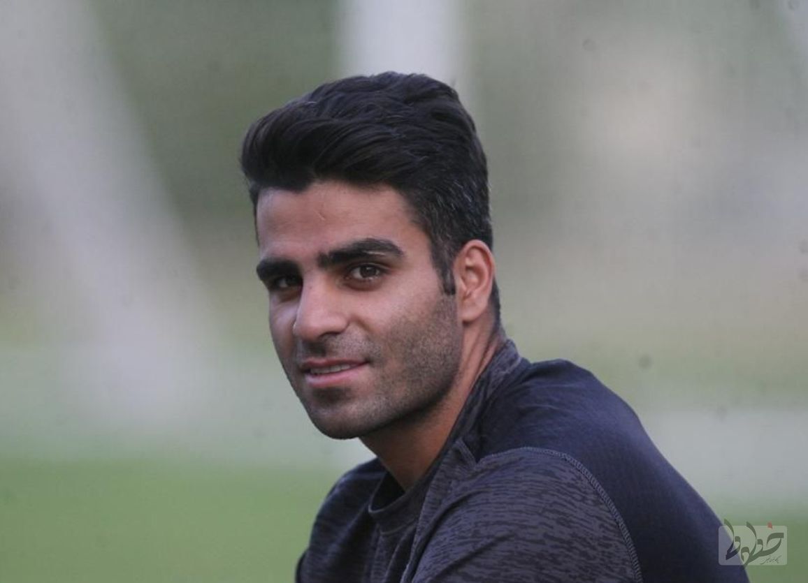 وداع مرادمند با استقلال/ مدافع آبیها راهی پادگان شد وداع مرادمند با استقلال/ مدافع آبیها راهی پادگان شد