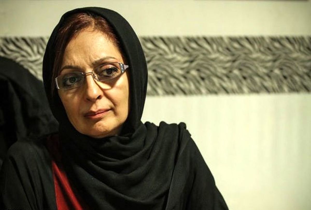 در حال حاضر حل معضلات فرهنگی موجود در سینما مهمتر از معضلات اقتصادی هستند در حال حاضر حل معضلات فرهنگی موجود در سینما مهمتر از معضلات اقتصادی هستند