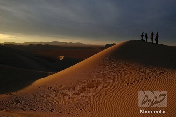 کویر ورزنه کجاست؟