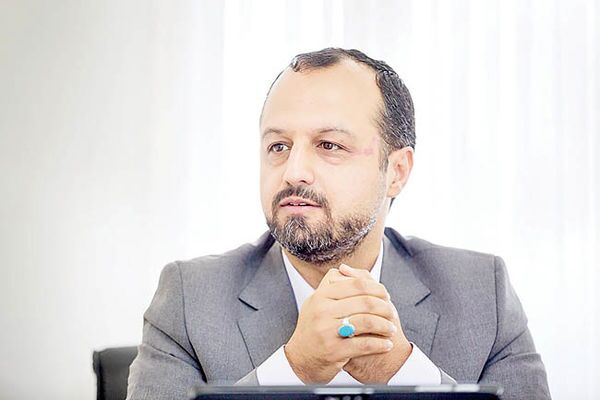 انتظارات دولت و مجلس نیز از نظام بانکی باید منطبق بر واقعیات و توان بانکها باشد انتظارات دولت و مجلس نیز از نظام بانکی باید منطبق بر واقعیات و توان بانکها باشد