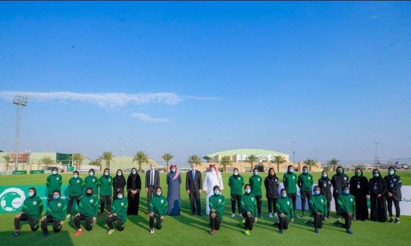آغاز لیگ فوتبال زنان برای نخستین بار در عربستان سعودی