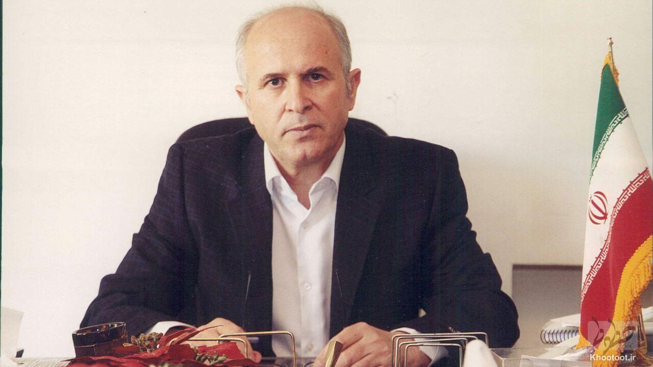 گران شدن خودرو در پی نوسان قیمت ارز / خرید و فروش خودرو در بازار راکد شد گران شدن خودرو در پی نوسان قیمت ارز / خرید و فروش خودرو در بازار راکد شد