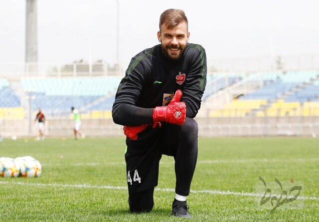 دروازهبان کروات پرسپولیس را دور زد دروازهبان کروات پرسپولیس را دور زد