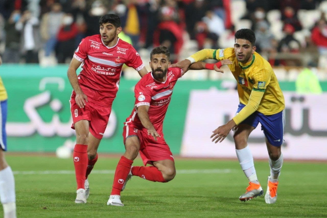 داوران بدون VAR در نتایج بازی&zwnj;ها تأثیرگذار می&zwnj;شوند/ پرسپولیس بازی زیبای همیشگی&zwnj;اش را انجام داد