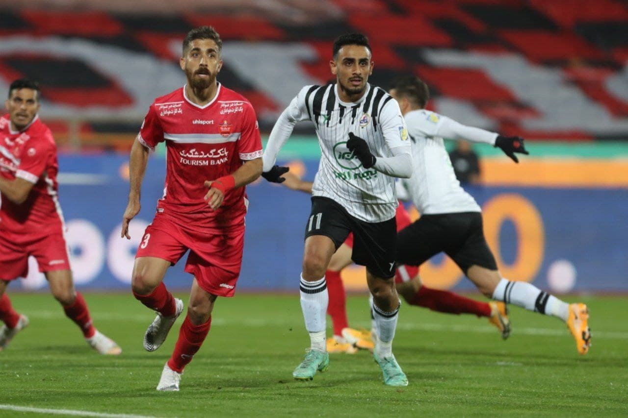پرسپولیس با آتش زدن نفت به رتبه دوم رسید