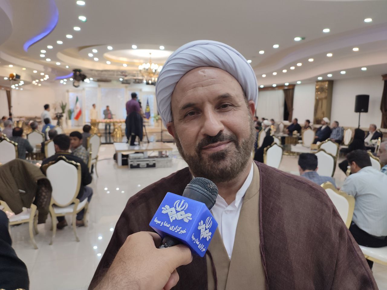 کمک ۴۰۰ میلیون تومانی خیران نکایی در جشن گلریزان کمک ۴۰۰ میلیون تومانی خیران نکایی در جشن گلریزان