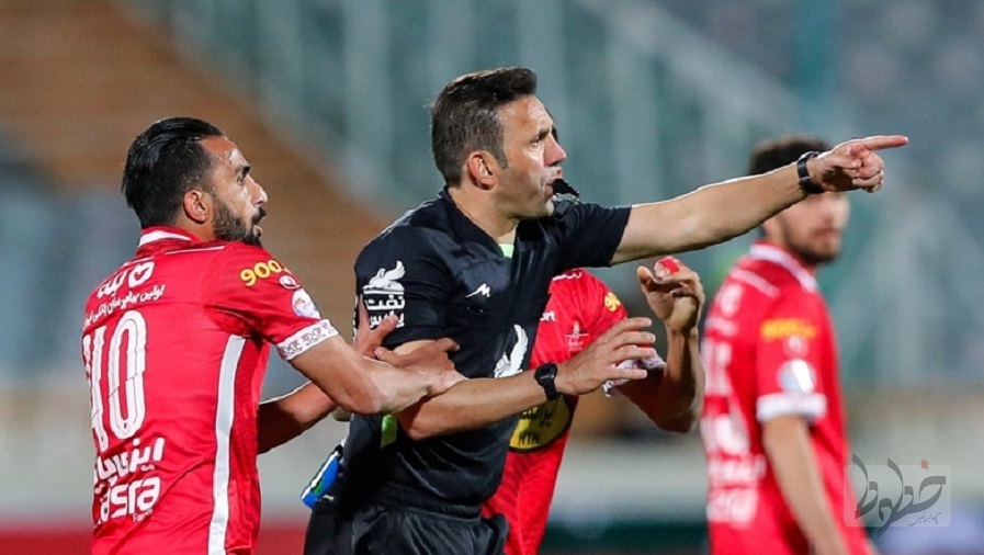 سه صحنه مشکوک در تقابل پرسپولیس - آلومینیوم اراک سه صحنه مشکوک در تقابل پرسپولیس - آلومینیوم اراک