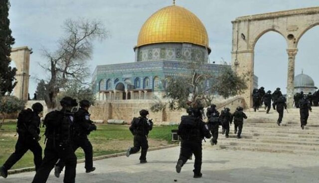 مبارزه با اشغالگران، حق مشروع مردم فلسطین است مبارزه با اشغالگران، حق مشروع مردم فلسطین است