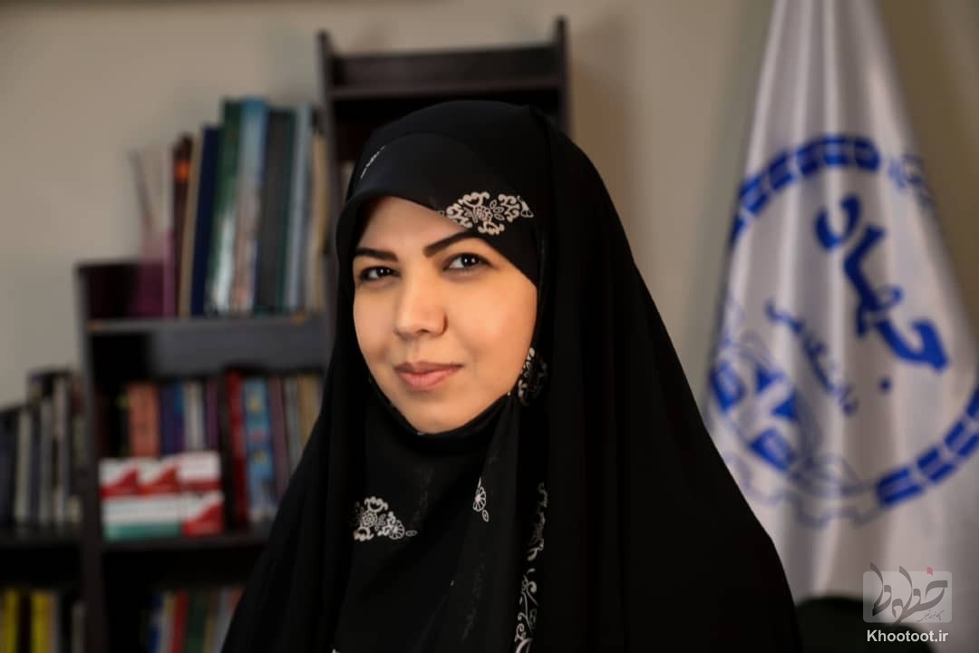 مردم ایران علیرغم انتقادها پای این نظام و انقلاب ایستادگی خواهند کرد مردم ایران علیرغم انتقادها پای این نظام و انقلاب ایستادگی خواهند کرد