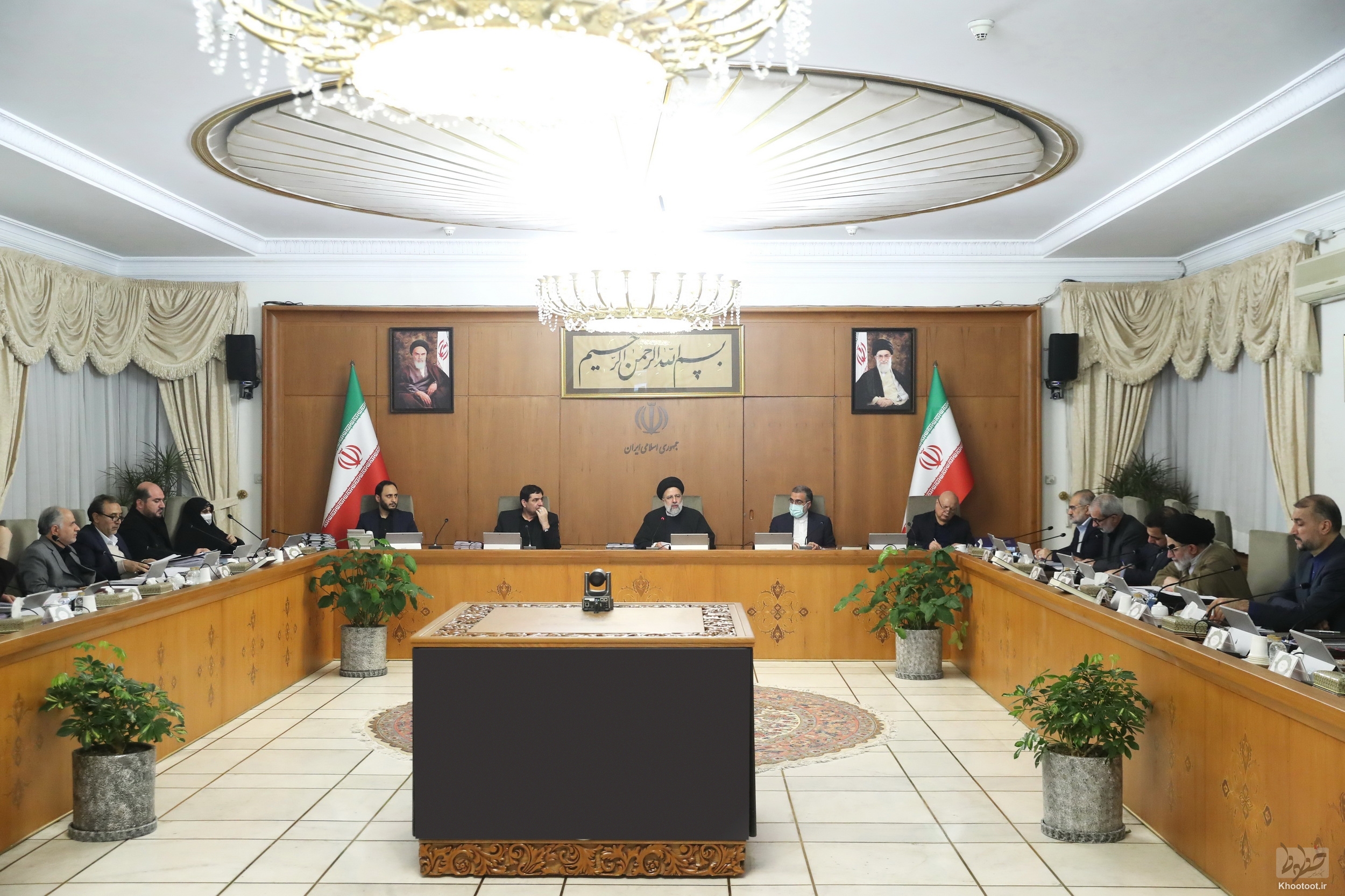 لایحه بودجه واقعبینانه تدوین شود /پرهیز از افزایش نقدینگی و خلق پول! لایحه بودجه واقعبینانه تدوین شود /پرهیز از افزایش نقدینگی و خلق پول!