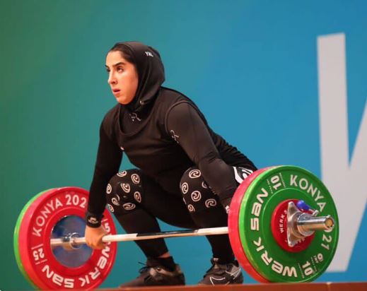 الهام حسینی بهترین وزنه&zwnj;بردار زن ایران در رنکینگ جهانی
