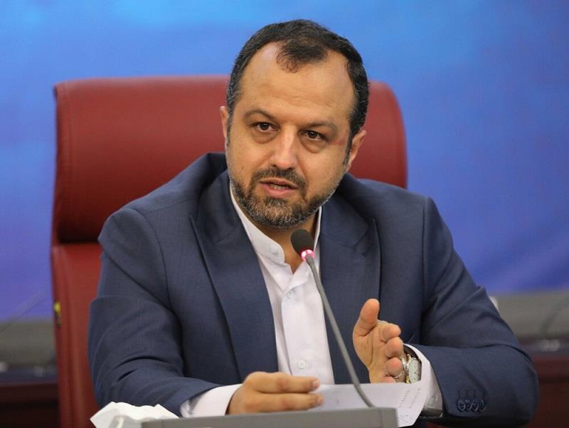وزیر اقتصاد: رشد اقتصادی ایران در سال آینده ۲.۵ درصد پیش بینی شده / شیب نمودار بیکاری در حال کاهش است / پرداخت تسهیلات بیش از اندازه تورم‌زا خواهد بود