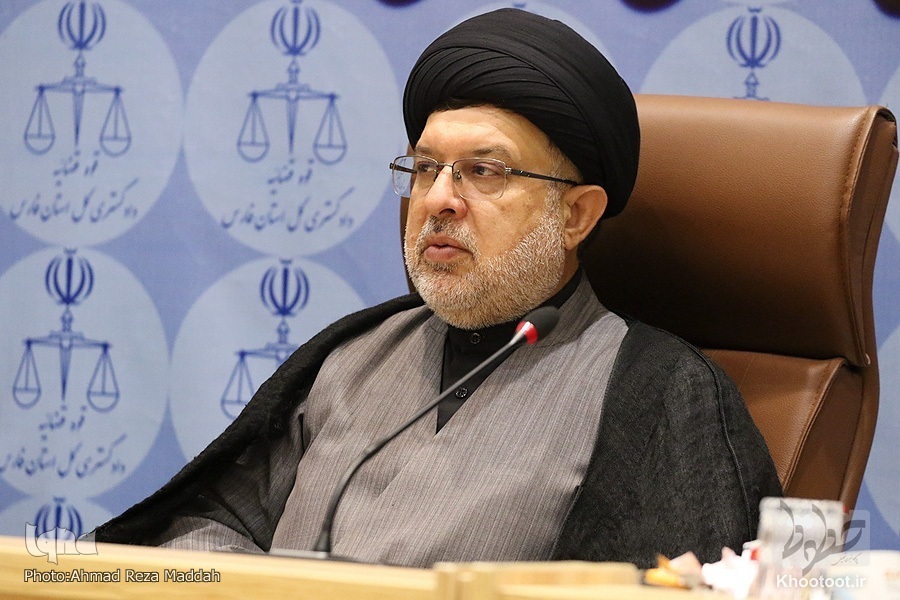 دادگستری استان فارس: پای میز محاکمه حاضر خواهند شد/دادگاه متهمان حمله به حرم شاهچراغ برگزار می‌شود