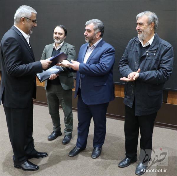قیمت&zwnj; آب در حال مجانی شدن!/ نیازمند قانونگذاری هستیم