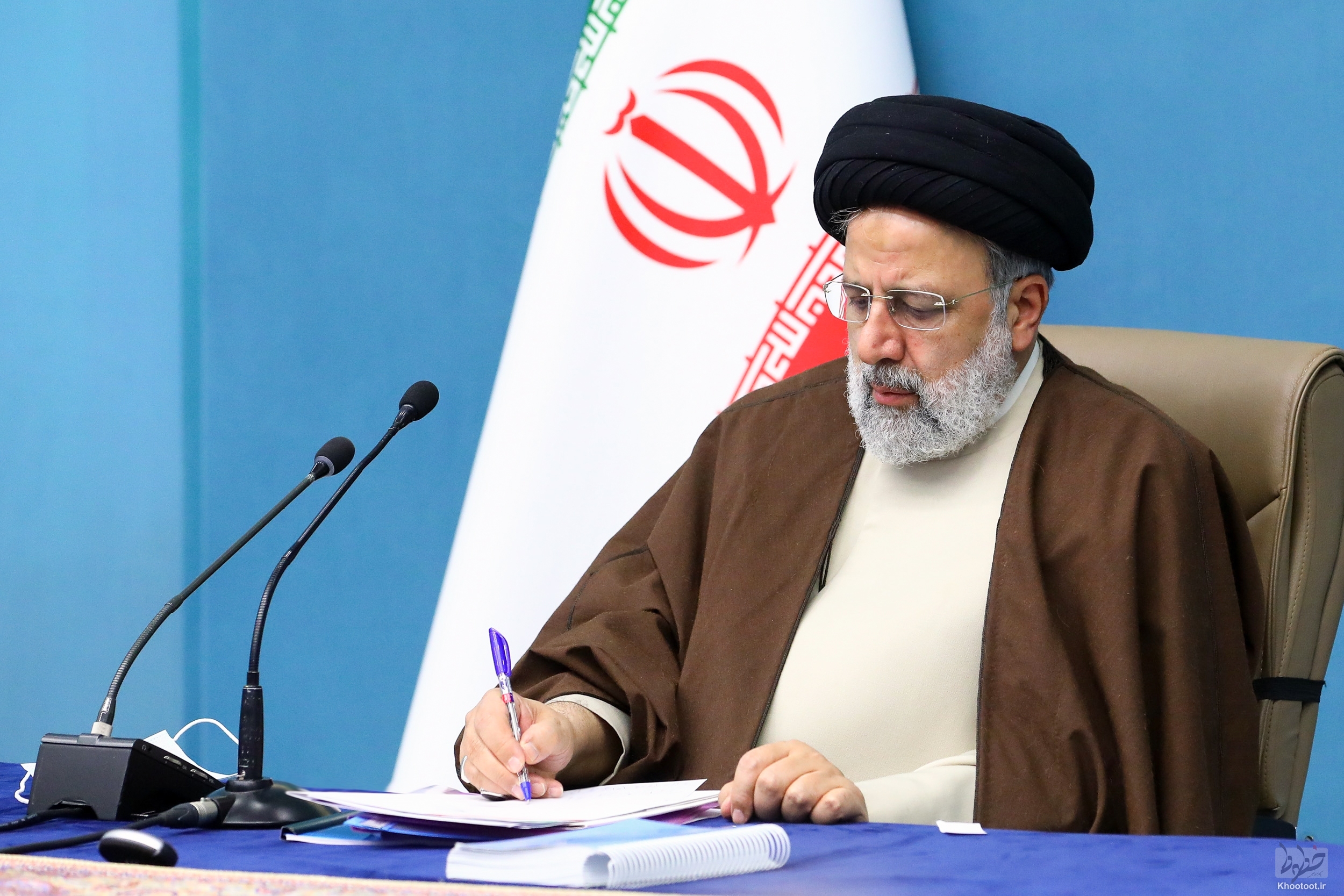 پیام رئیسیبرای درگذشت حسن غفوری&zwnj;فرد