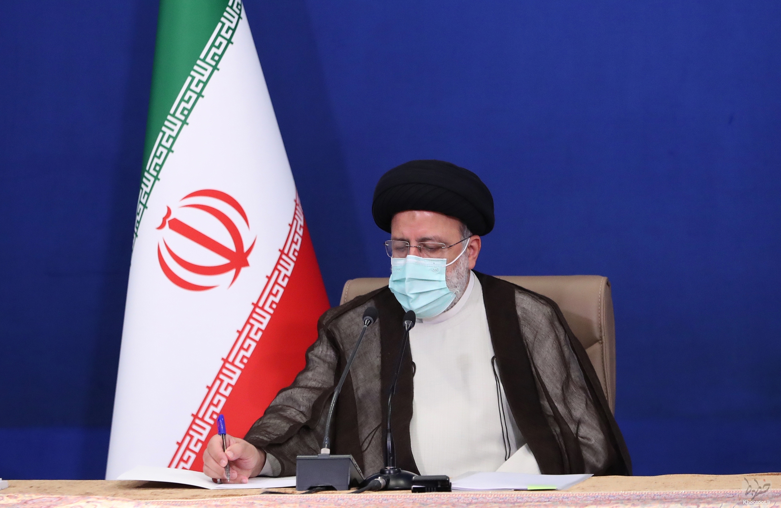 رئیس‌جمهور دو قانون مصوب مجلس شورای اسلامی را برای اجرا ابلاغ کرد