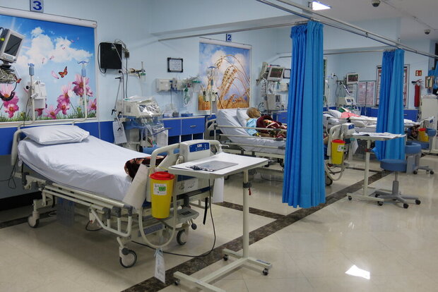 بررسی چالش‌های بیماران در اورژانس بیمارستان‌ها