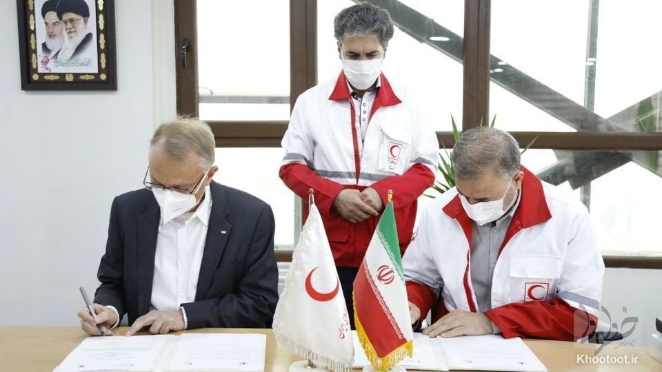 صلیب سرخ آلمان و هلال‌احمر ایران تفاهم‌نامه امضا کردند