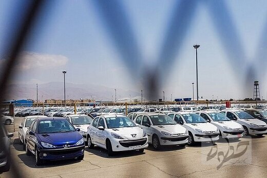 چرا فروش کارخانهای خودرو متوقف شد؟ خودروسازان