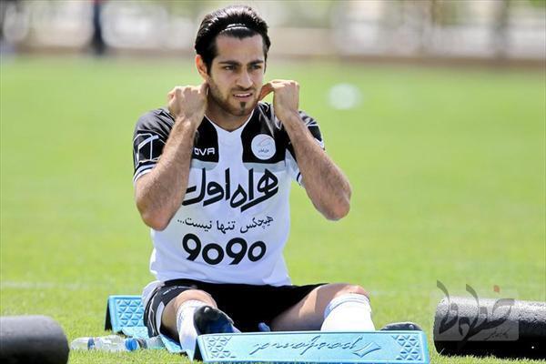 مشکل پورعلی گنجی برای پیوستن به پرسپولیس مشکل پورعلی گنجی برای پیوستن به پرسپولیس