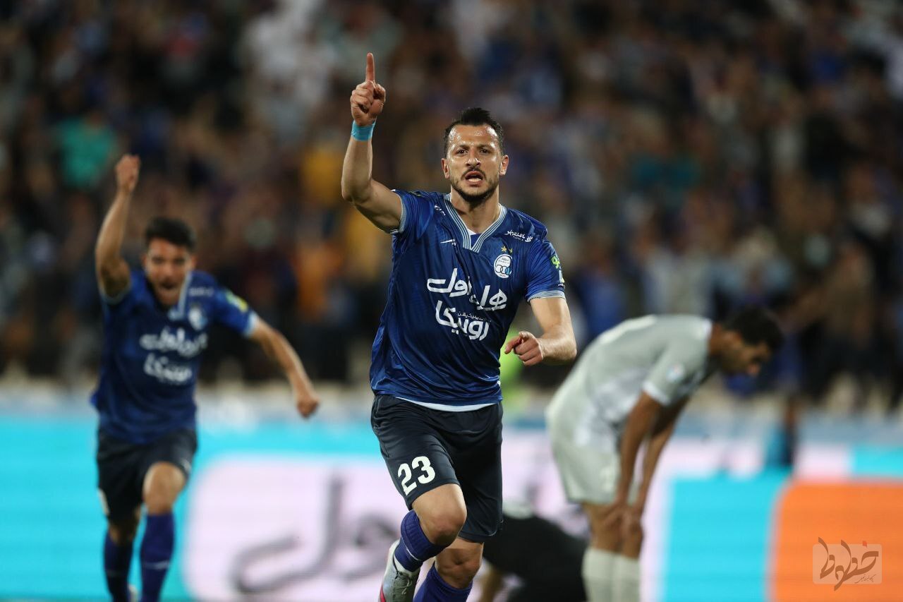 چشمک استقلال به قهرمانی لیگ برتر/ فاصله با پرسپولیس 6 امتیاز شد چشمک استقلال به قهرمانی لیگ برتر/ فاصله با پرسپولیس 6 امتیاز شد