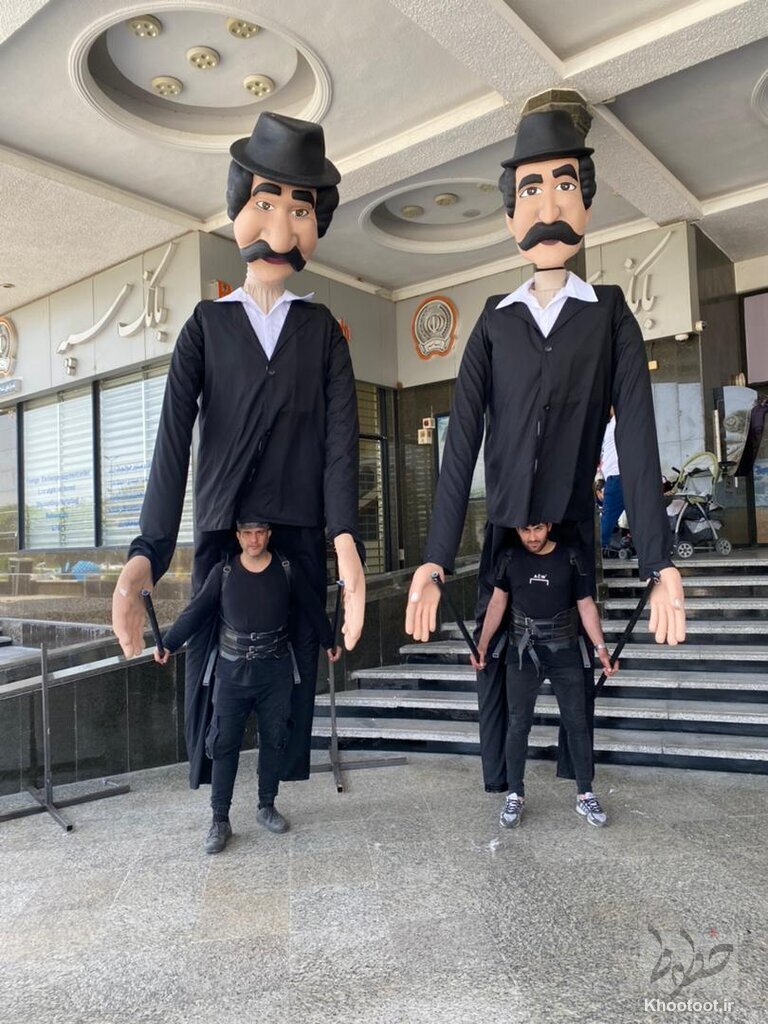 جولان عروسک‌های وطنی در انگلستان و امارات