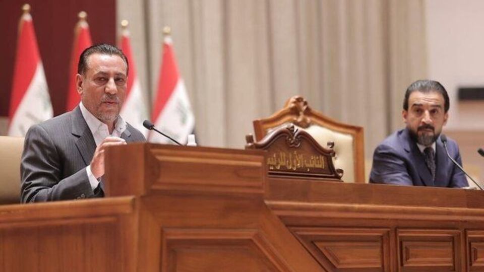 واکنش تحلیلگر عرب به تهدیدات نائب رئیس پارلمان عراق علیه ایران/تصویب قانون جرم دانستن تبادل تجاری و اقتصادی با ایران و ترکیه! واکنش تحلیلگر عرب به تهدیدات نائب رئیس پارلمان عراق علیه ایران/تصویب قانون جرم دانستن تبادل تجاری و اقتصادی با ایران و ترکیه!