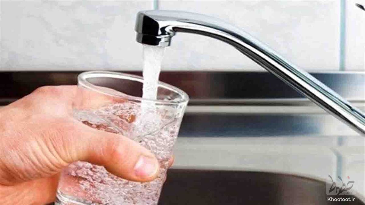 نوشیدن زیاد آب چه خطراتی دارد؟