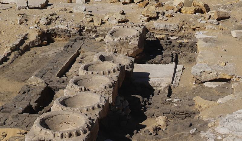 کشف بقایای معبد خورشید در مصر