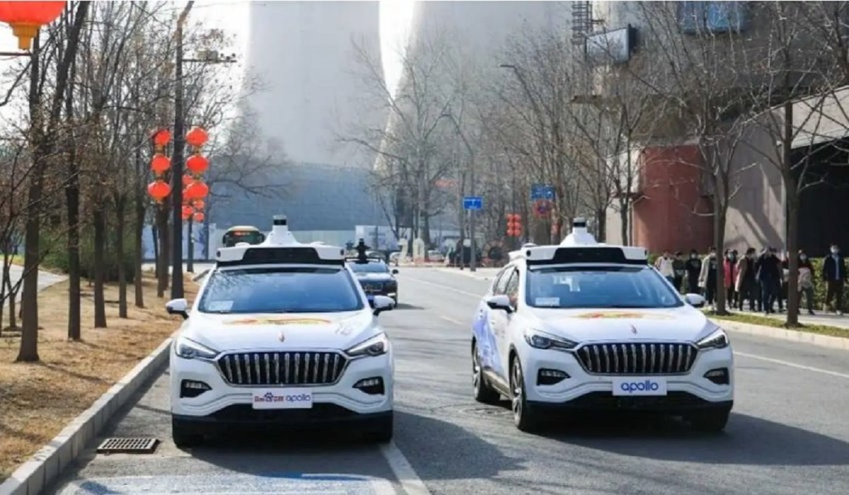 تاکسی های بدون راننده در ۲ شهر چین راه می افتد