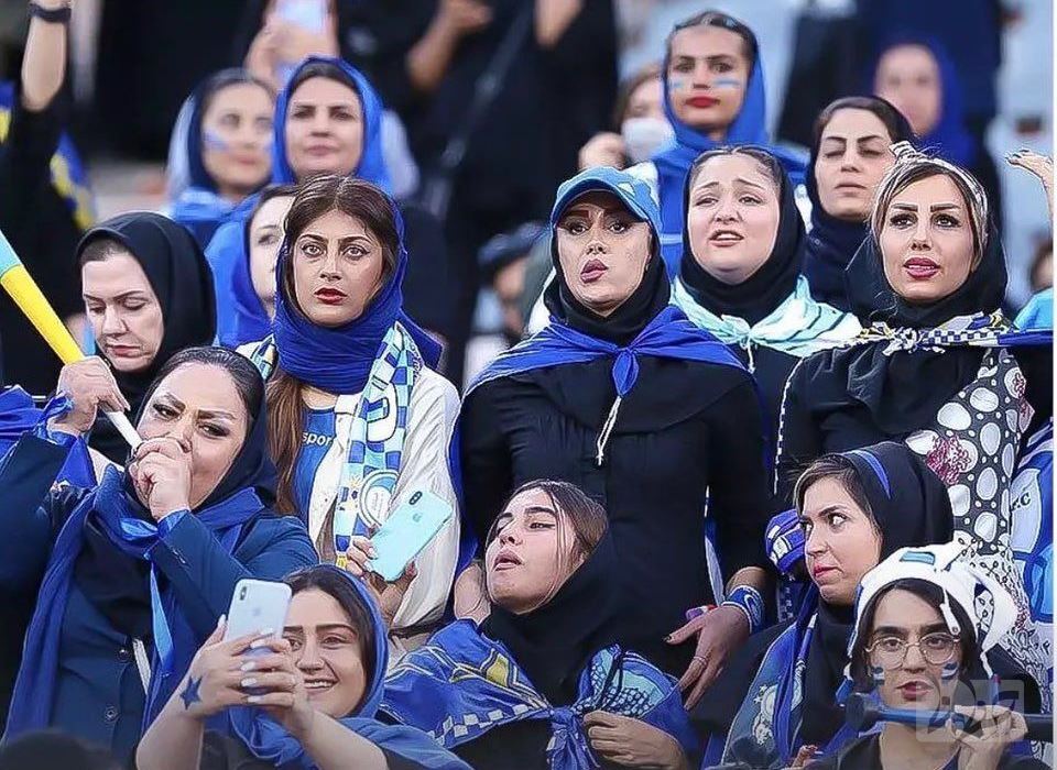 خشنودی فیفا از حضور بانوان ایرانی در ورزشگاه آزادی