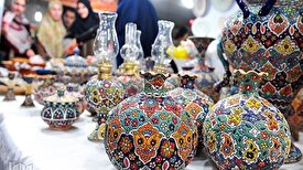 حضور هنرمندان در سومین نمایشگاه ملی صنایع دستی