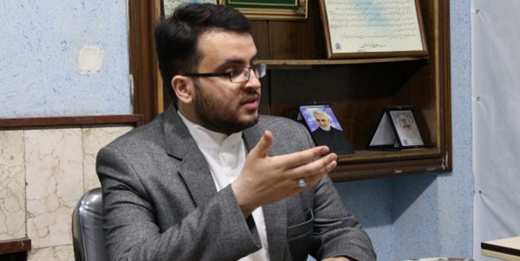 دبیر کل اتحادیه جامعه اسلامی دانشجویان: سلبریتیها در رسانه حاضر شوند و ادعاهایشان را ثابت کنند دبیر کل اتحادیه جامعه اسلامی دانشجویان: سلبریتیها در رسانه حاضر شوند و ادعاهایشان را ثابت کنند