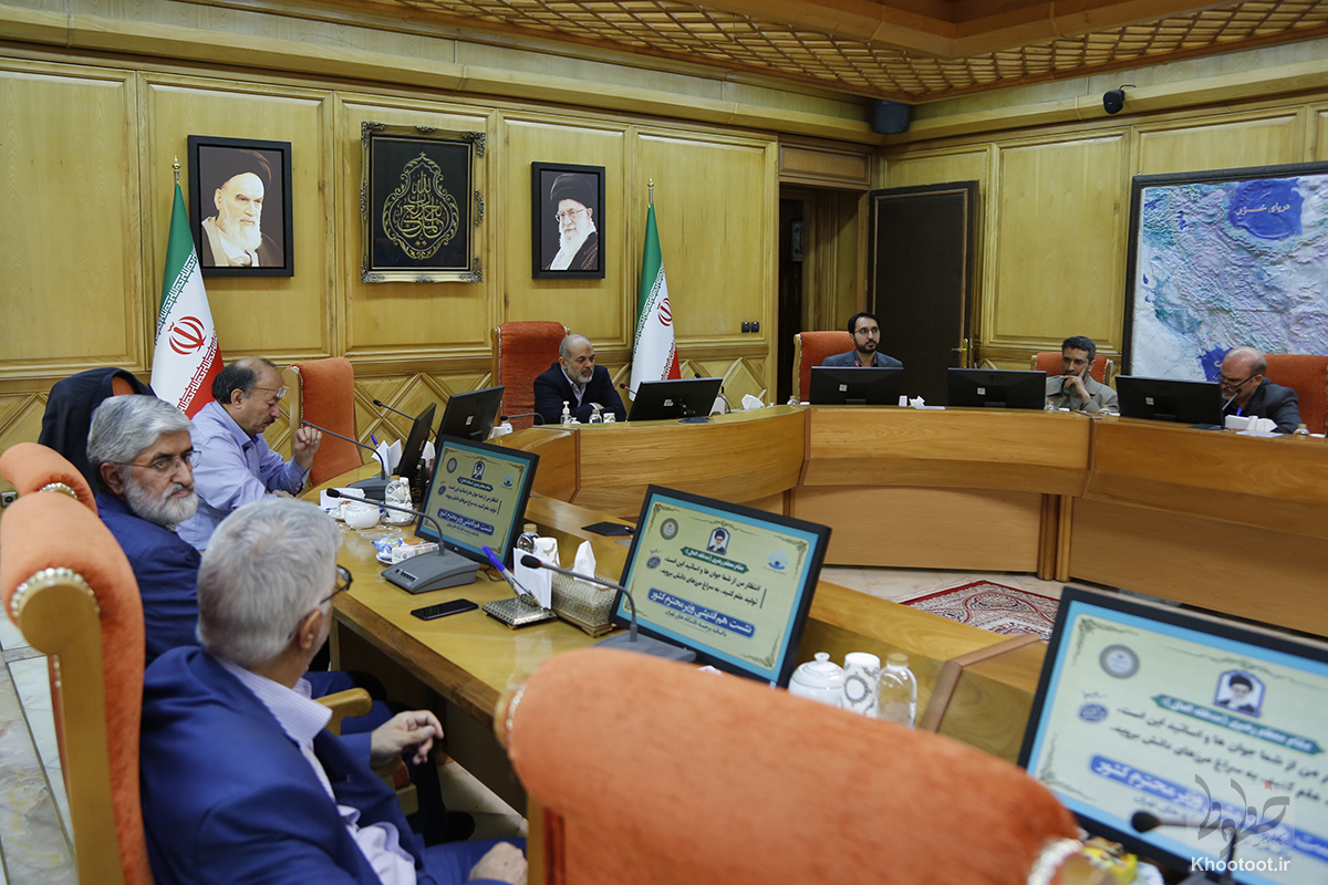 نشست اساتید دانشگاههای تهران با وزیر کشور برگزار شد نشست اساتید دانشگاههای تهران با وزیر کشور برگزار شد