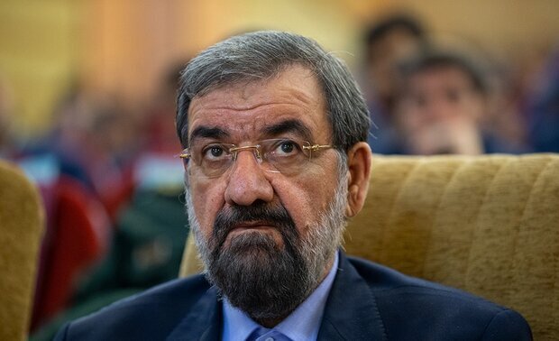 محسن رضایی: میخواستند با تحریک باکو، فکر و تمرکز ارتش و سپاه و دولت را بهسمت شمال ببرند تا اسرائیل بتواند مراکز هستهای ایران را بمباران کند محسن رضایی: میخواستند با تحریک باکو، فکر و تمرکز ارتش و سپاه و دولت را بهسمت شمال ببرند تا اسرائیل بتواند مراکز هستهای ایران را بمباران کند