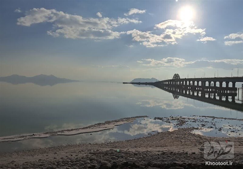 حال دریاچه ارومیه خوب نیست/ جلوگیری از ساخت سدهای جدید